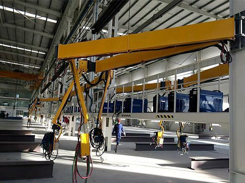 皮帶輸送機(jī)生產(chǎn)廠家與配料秤訂制 精準(zhǔn)定做，提升生產(chǎn)效率